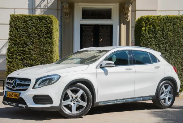 180 Business Solution AMG TREKHAAK | CAMERA | KEYLESS | ORG NL 2E EIGN