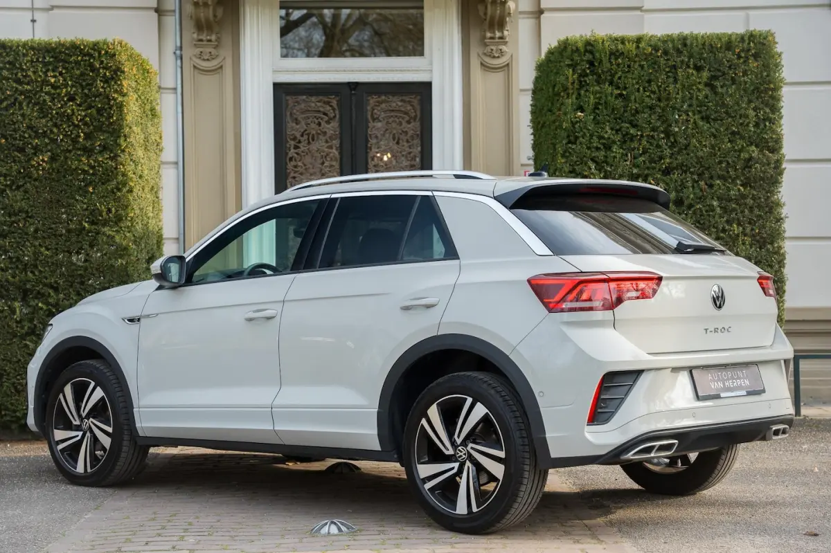 1.5 TSI R-Line Business+ IQ LIGHT | CAMERA | BLIND SPOT | ACC | STOEL- EN STUURVERW