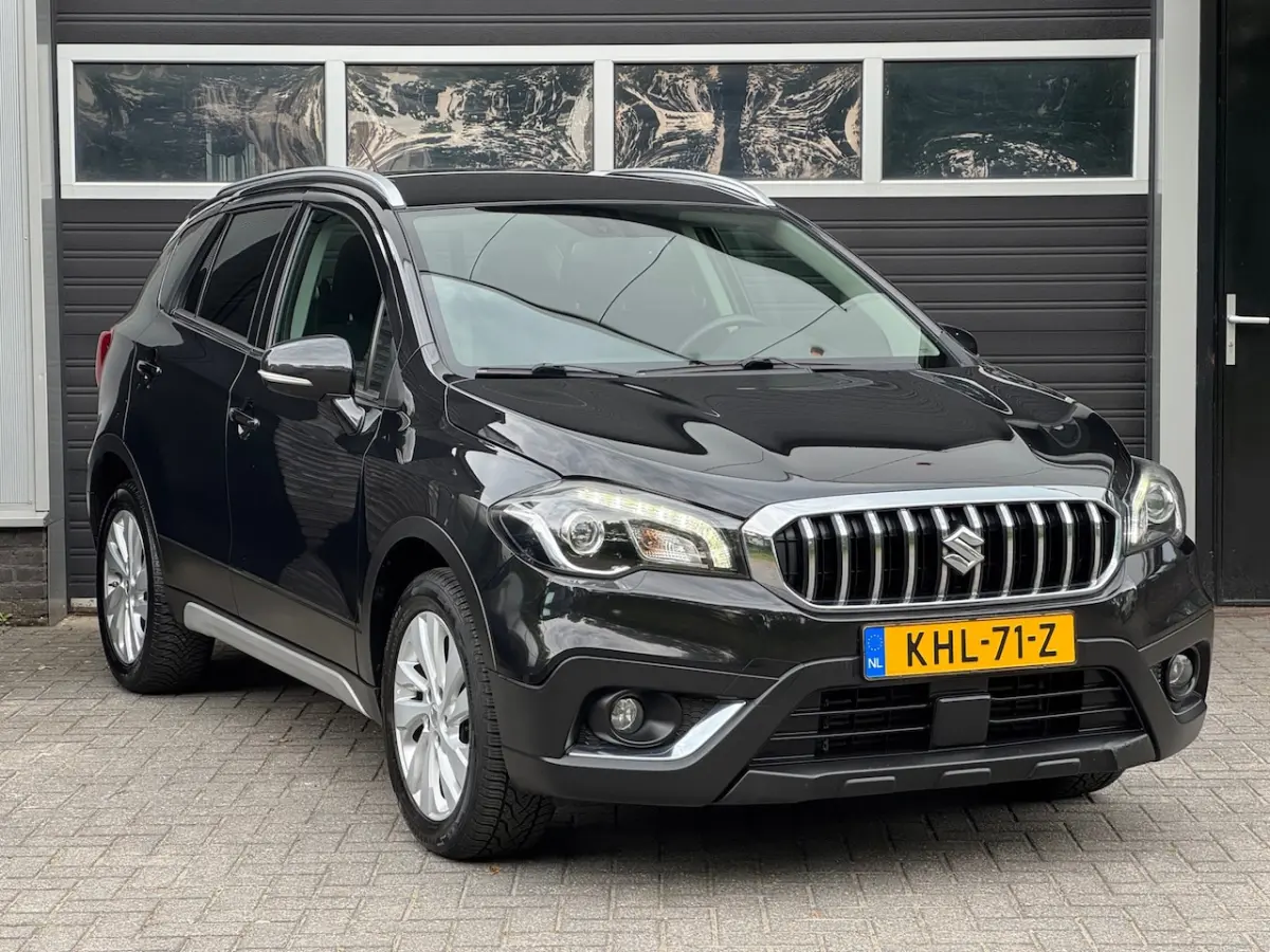 1.0 Boosterjet Comfort Keyless, Camera, Navi, Cruise, Climate Control,