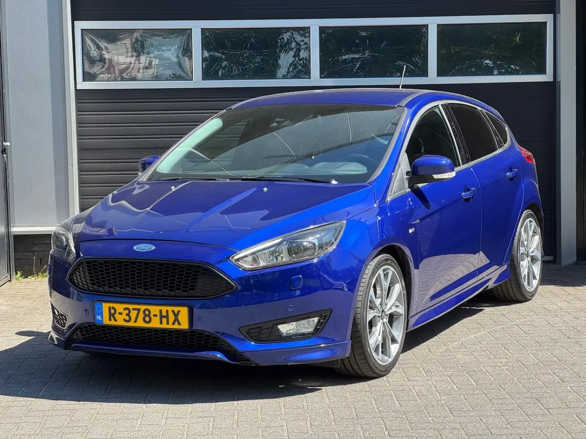 1.0 ST Line Navi, Camera, Climate, Cruise,