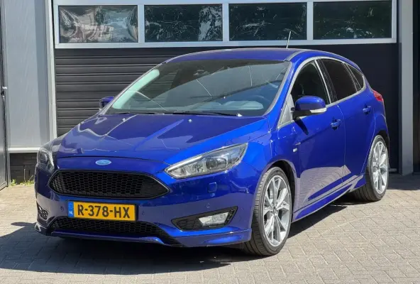 1.0 ST Line Navi, Camera, Climate, Cruise,