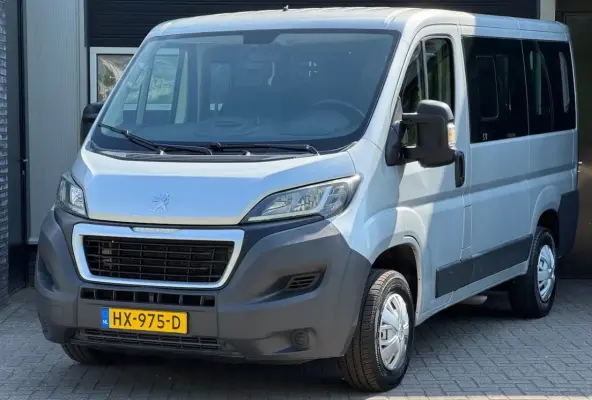 330 2.0 BlueHDI L1H1 9P Airco, Navi, NAP