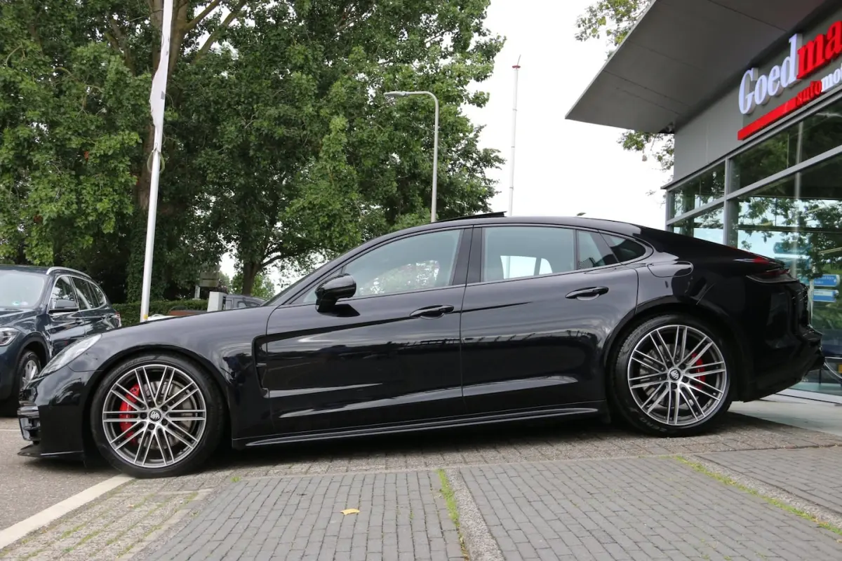2.9 4 E-Hybrid DEALER OND. 5-PERS. NP 165.000, -