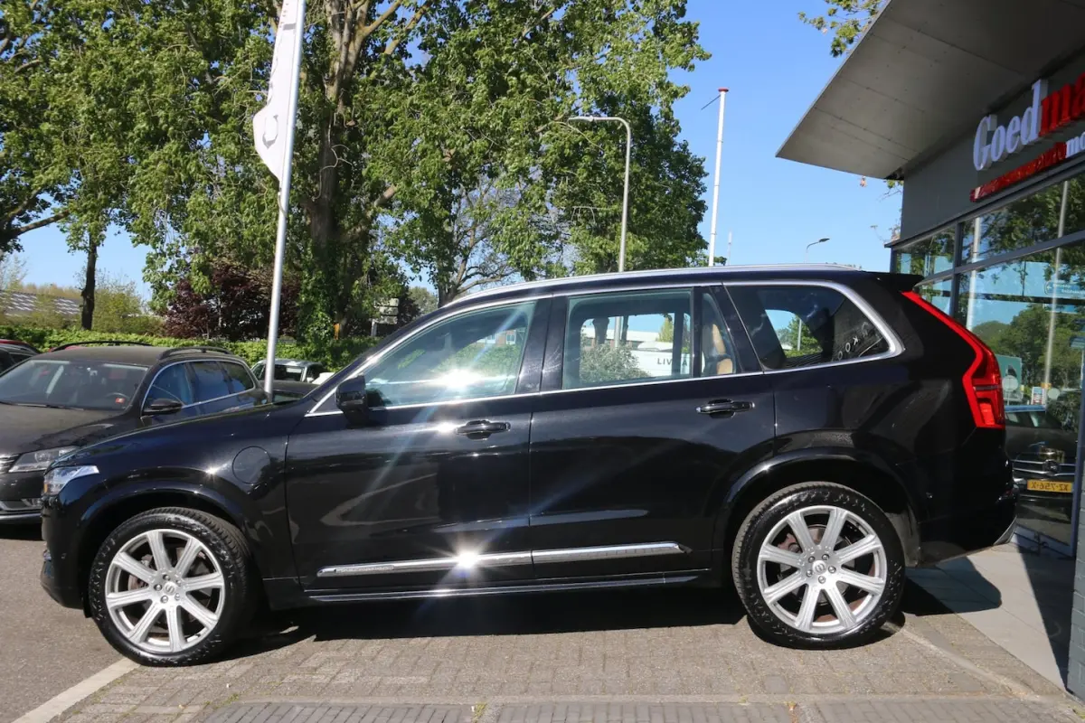 2.0 T8 Twin Engine AWD Inscription