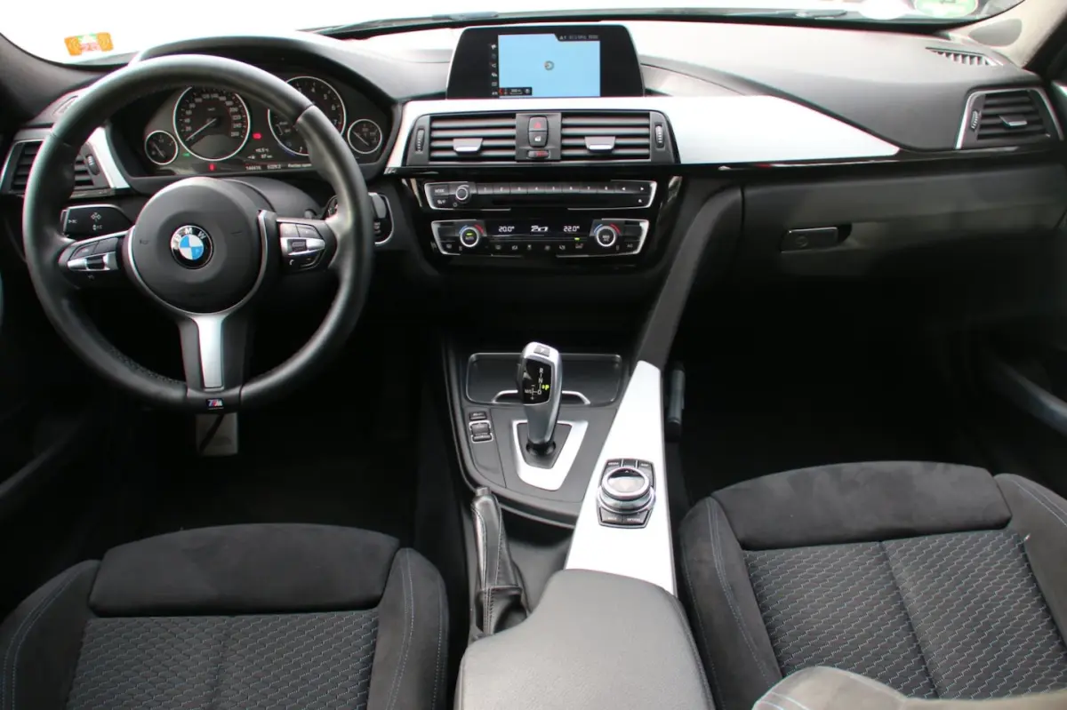 318i Executive M-PAKKET DEALER OND. NL-AUTO NAP