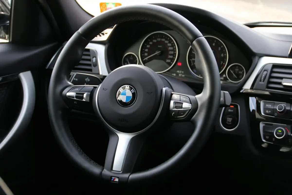 318i Executive M-PAKKET DEALER OND. NL-AUTO NAP