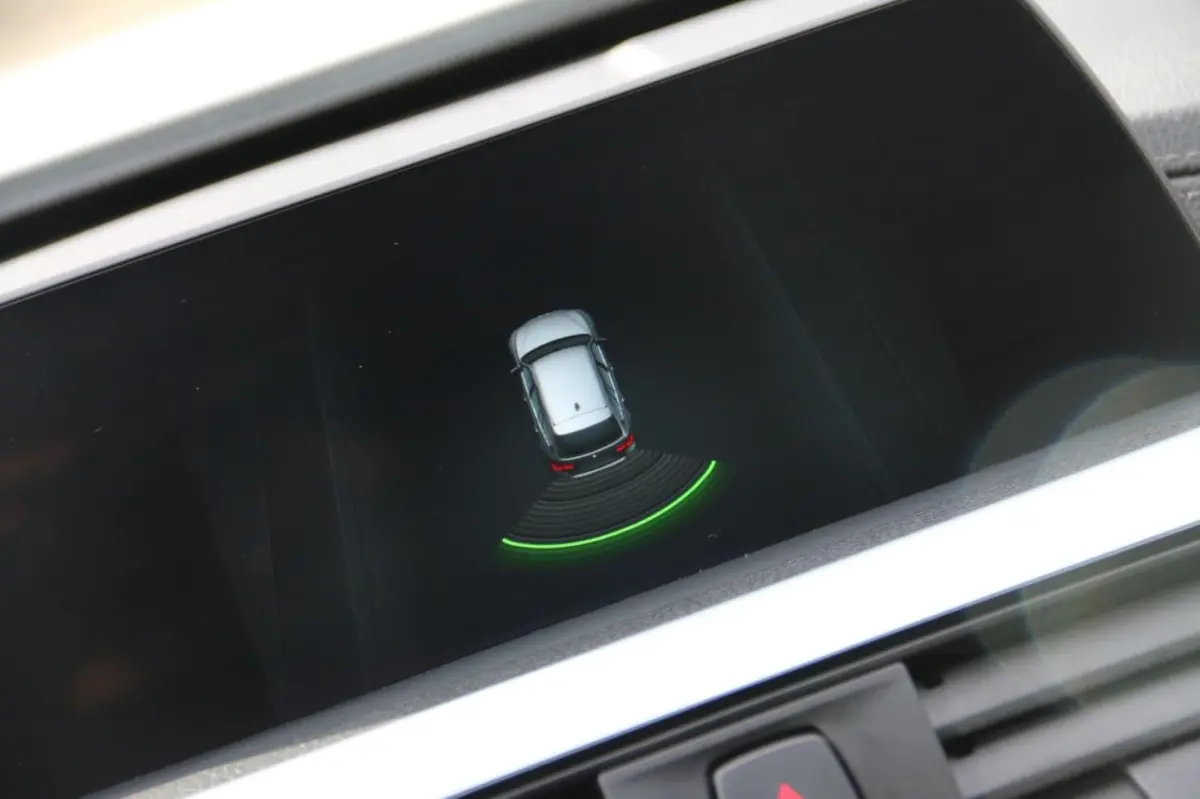 318i Executive M-PAKKET DEALER OND. NL-AUTO NAP