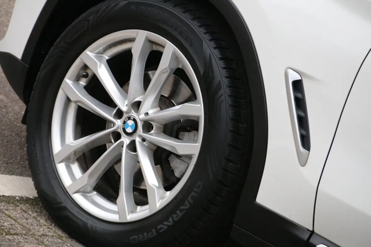 XDrive20i High Executive PANO-DAK DEALER OND