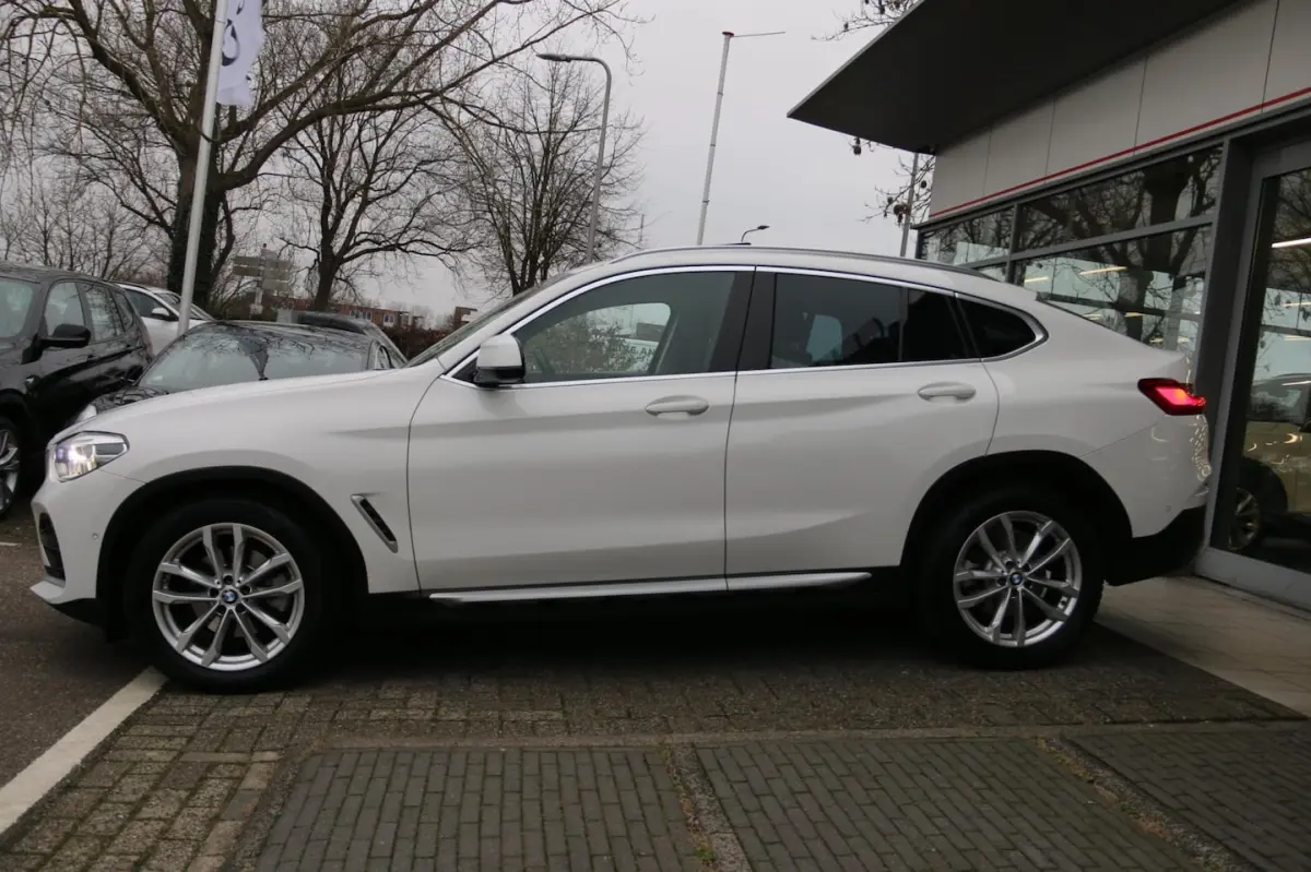 XDrive20i High Executive PANO-DAK DEALER OND