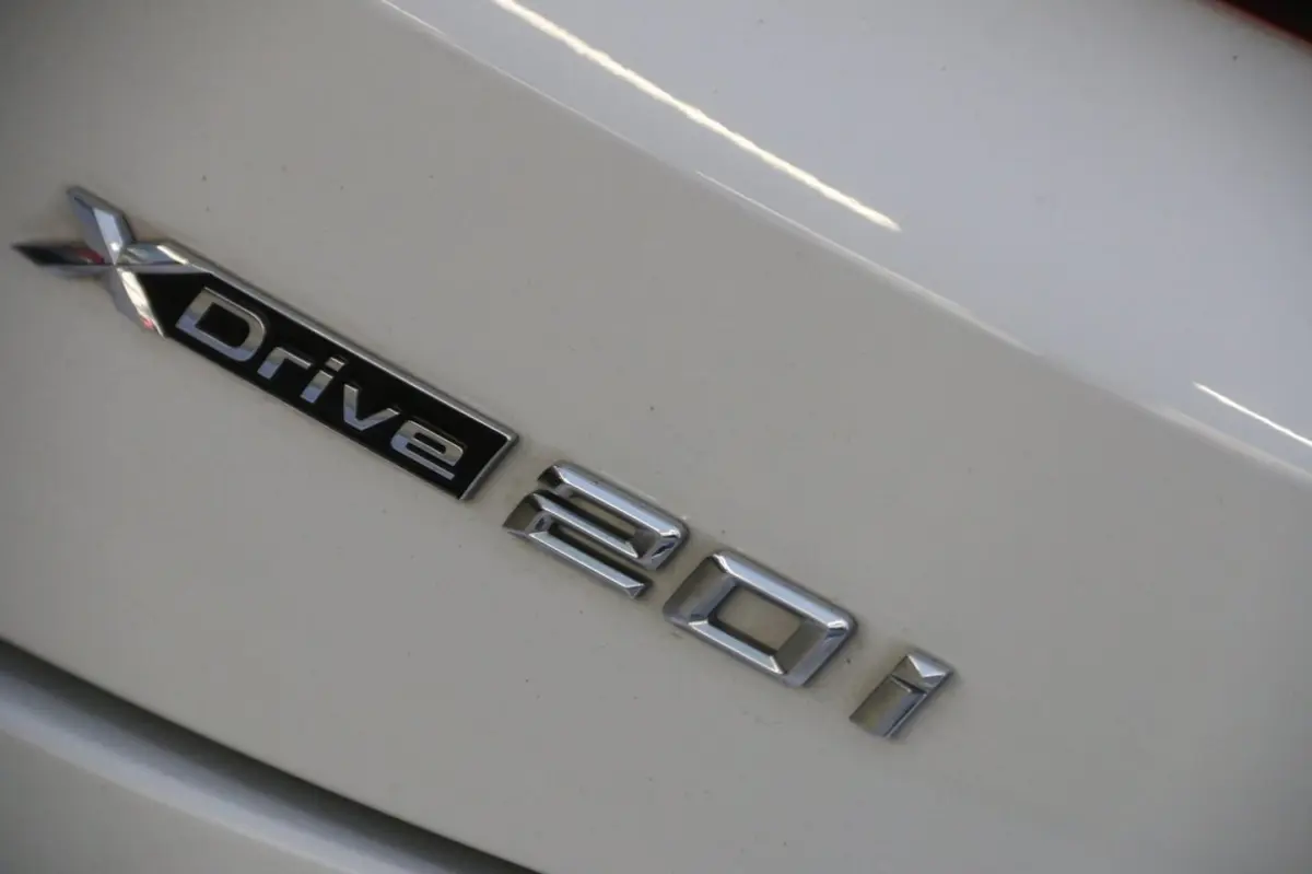 XDrive20i High Executive PANO-DAK DEALER OND