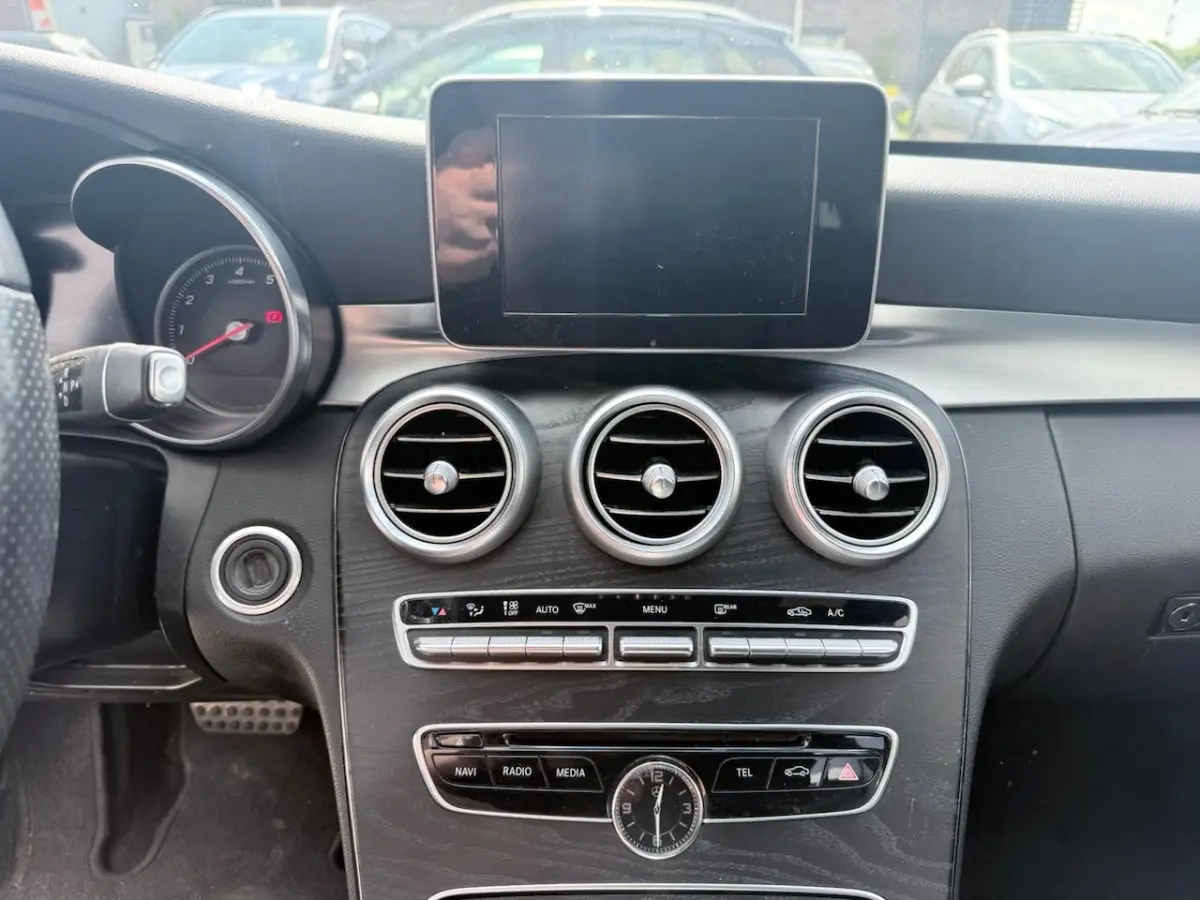 180 AMG Sport Edition AUTOMAAT INRUIL MOGELIJK