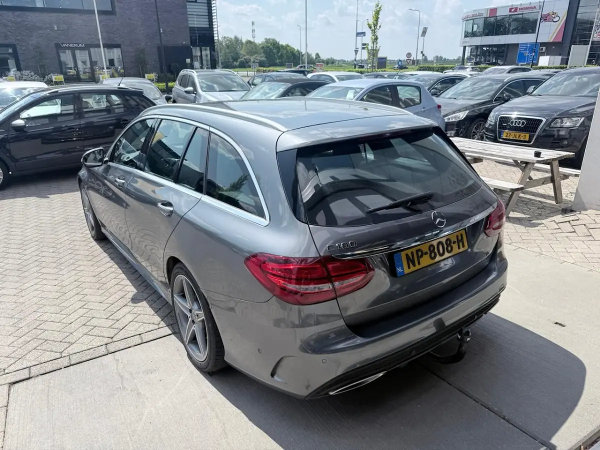 180 AMG Sport Edition AUTOMAAT INRUIL MOGELIJK