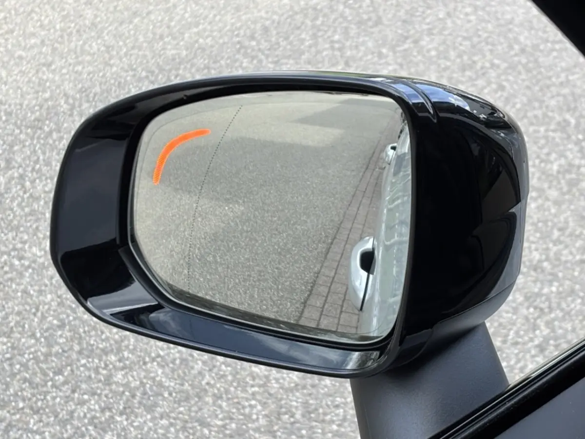 T8 AWD Facelift Dark Four-C Panorama 21" 360Â° BTW