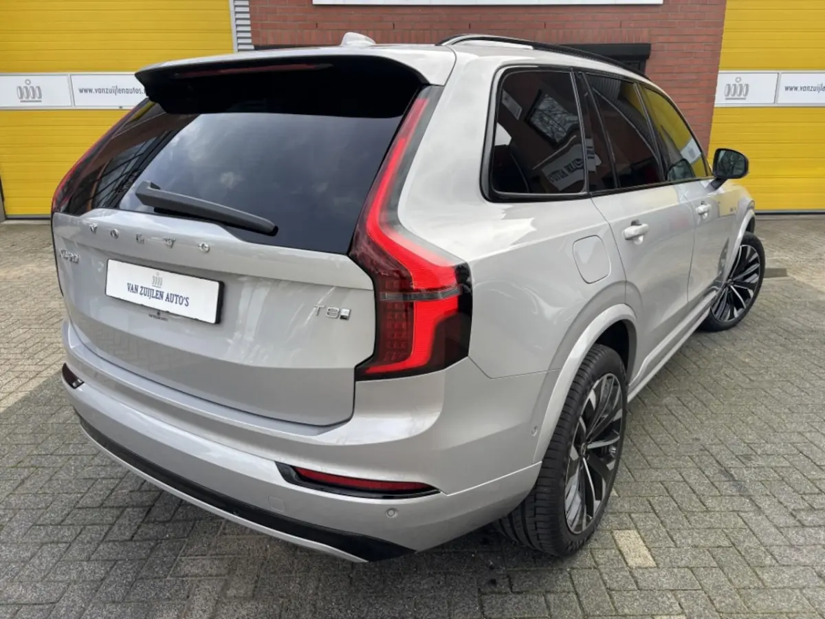 T8 AWD Facelift Dark Four-C Panorama 21" 360Â° BTW