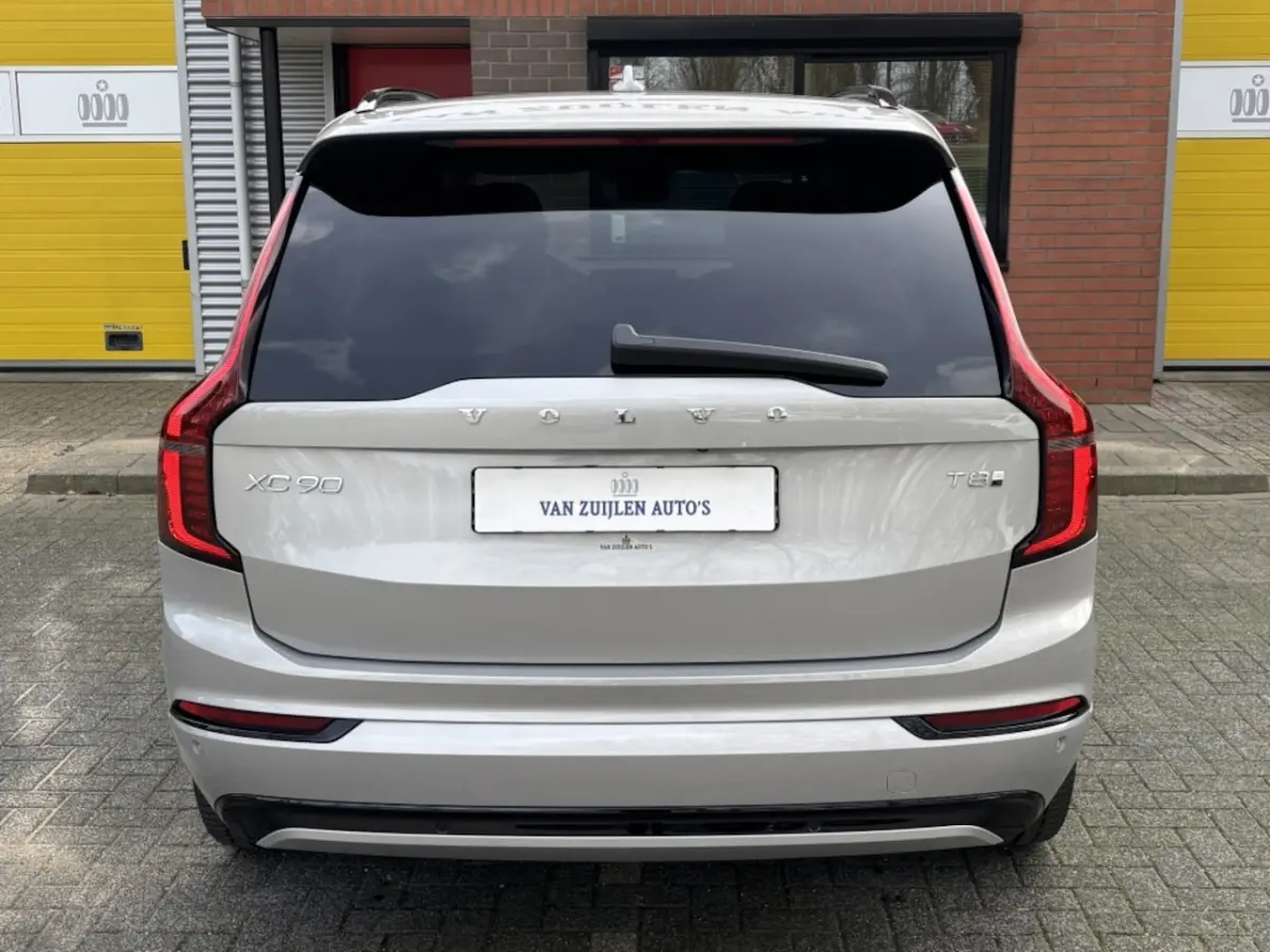 T8 AWD Facelift Dark Four-C Panorama 21" 360Â° BTW