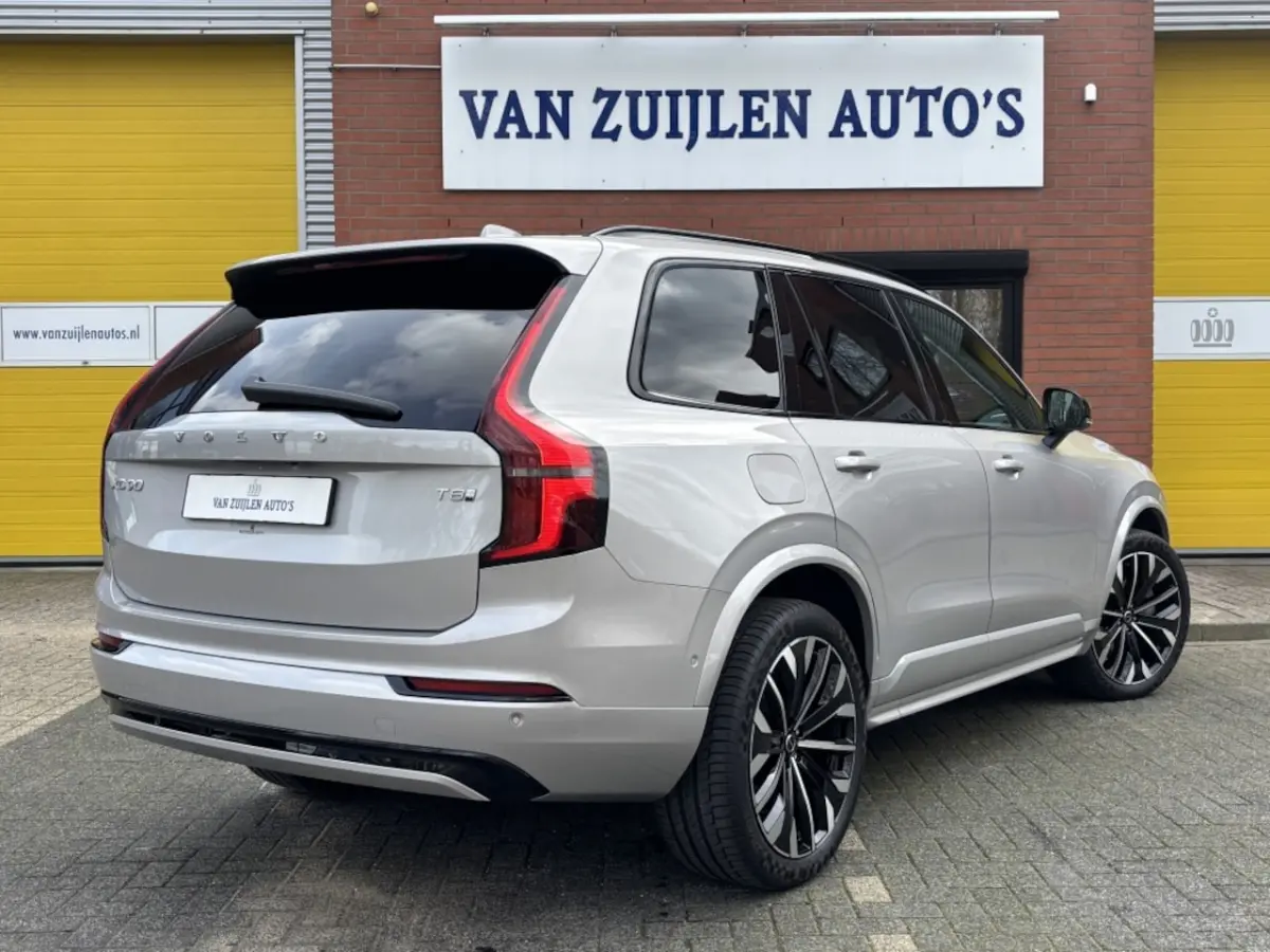 T8 AWD Facelift Dark Four-C Panorama 21" 360Â° BTW
