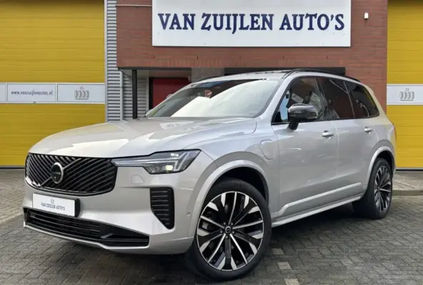 T8 AWD Facelift Dark Four-C Panorama 21" 360Â° BTW