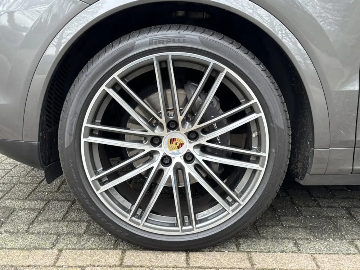 3.0 V6 340pk Luchtvering Trekhaak 22" Pano BOSE BTW