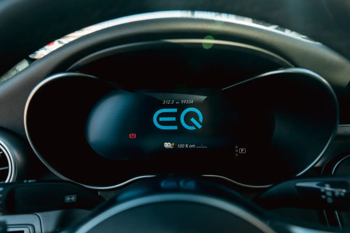 300e 4MATIC Premium Plus | schuifdak | Burmester sounds. | Distr | Air body contr | Widesc