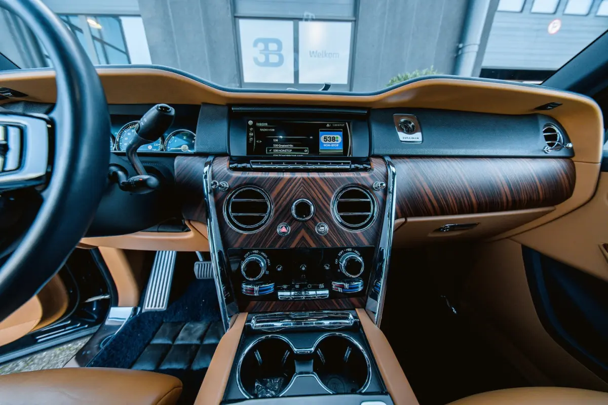 6.75 V12