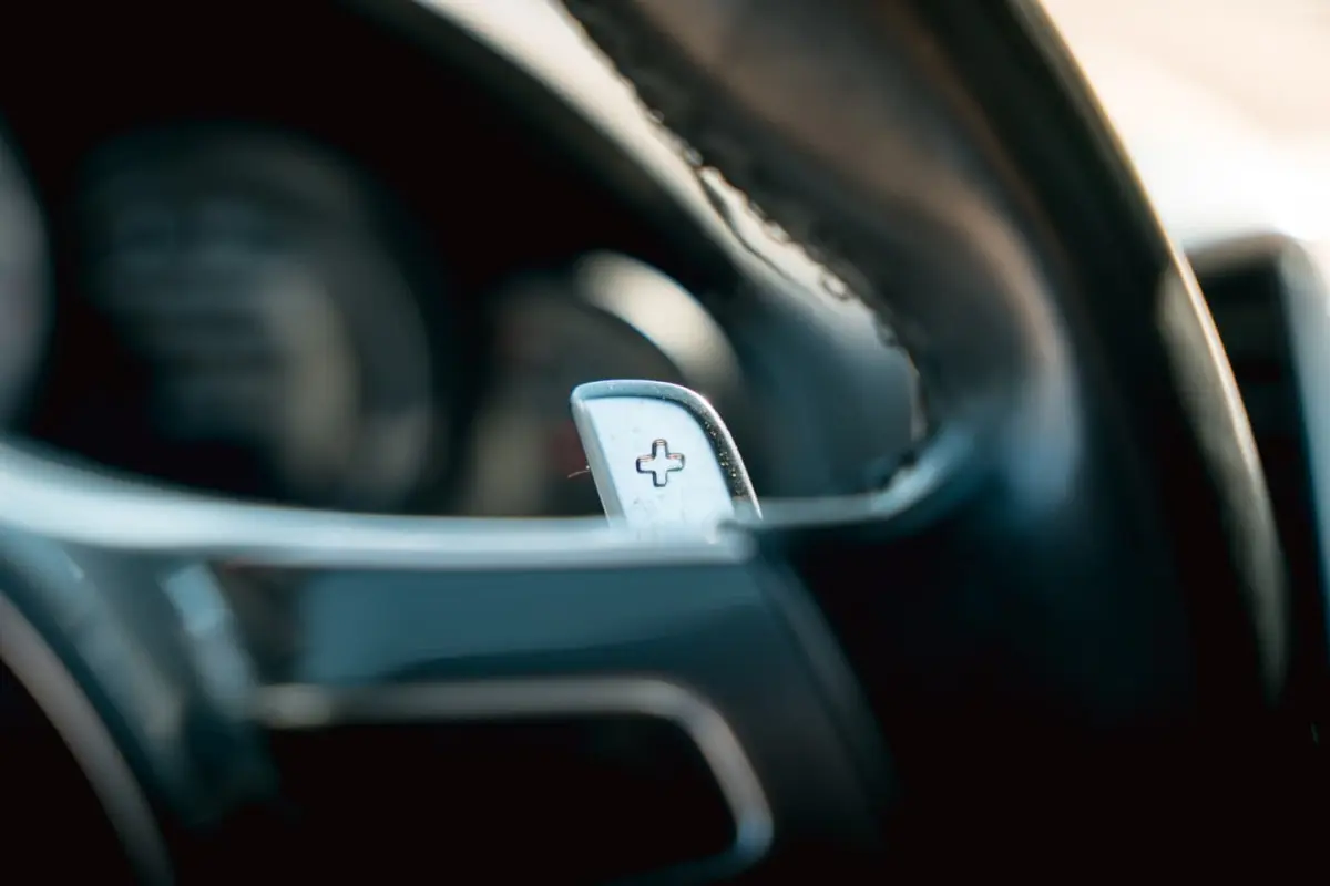 3.0 S Hybrid | Bose | Schuifd. | luchtvering | 22"" | BTW-auto |