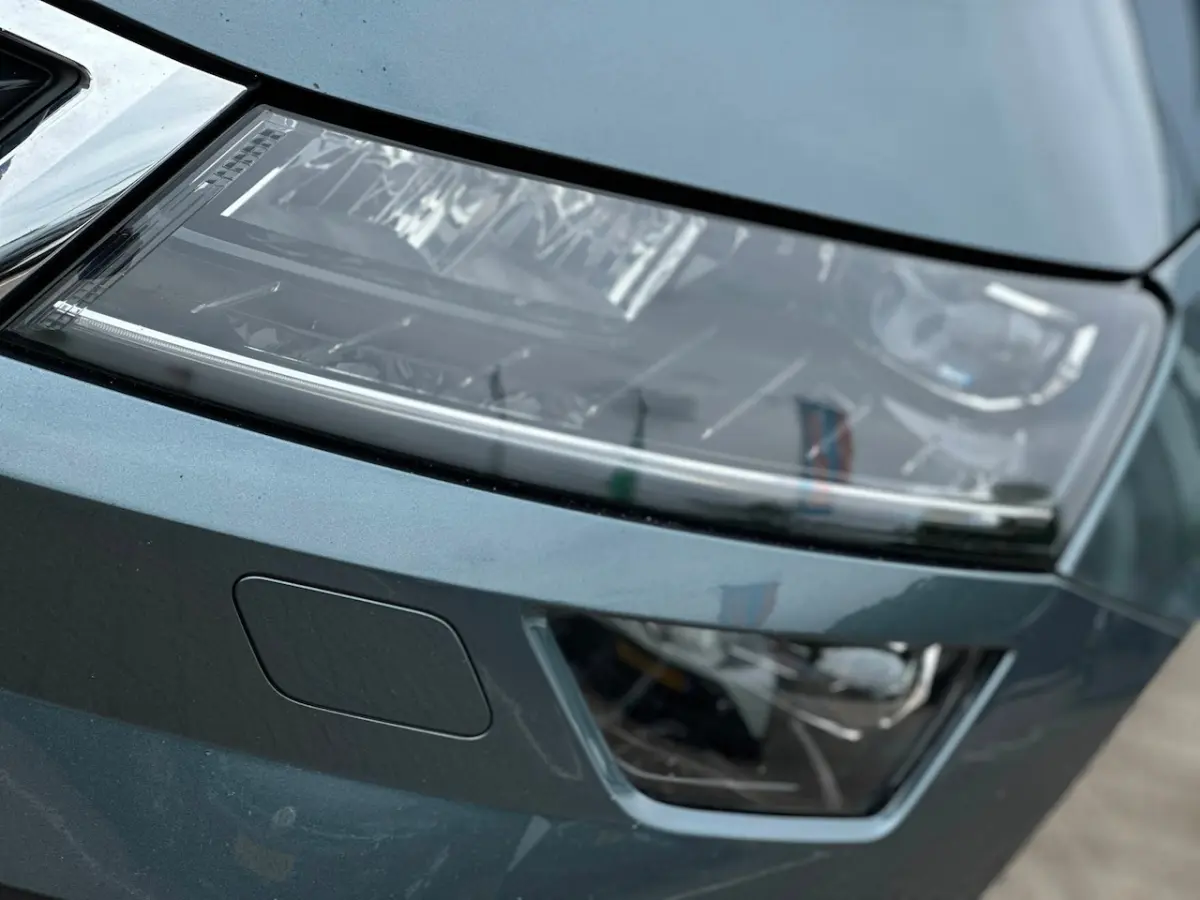 1.0 TSI Business Edition Plus/1STE EIG/CARPLAY/CAMERA/NAVI/NETTE STAAT