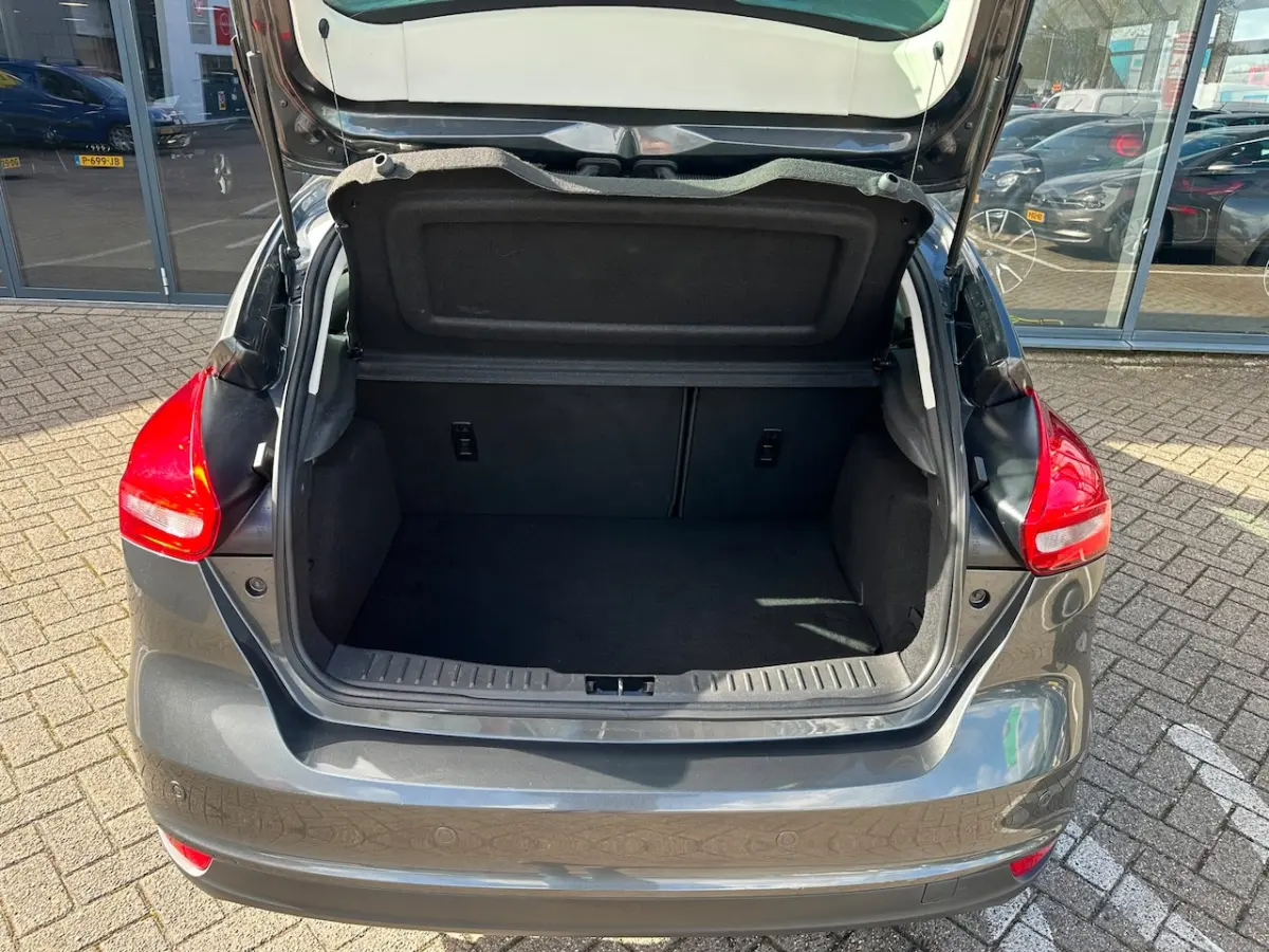 1.0 Trend/1STE EIG/CARPLAY/NAVI/KM 52.110 NL-AUTO NAP