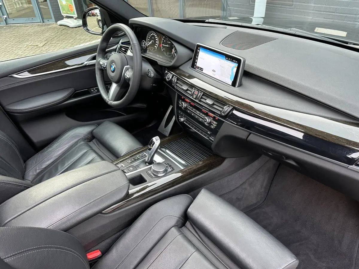 XDrive40e iPerformance High Executive/PANO-DAK/LEDER/CAMERA/NL-AUTO NAP
