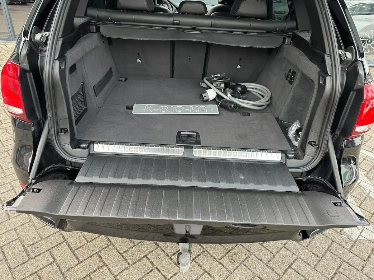 XDrive40e iPerformance High Executive/PANO-DAK/LEDER/CAMERA/NL-AUTO NAP