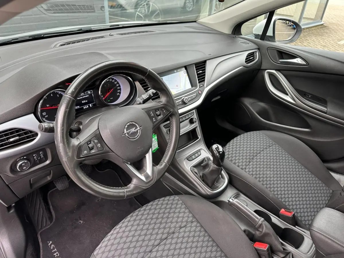 1.2 Business Edition/1STE EIG/NAVI/PDC/NL-AUTO NAP