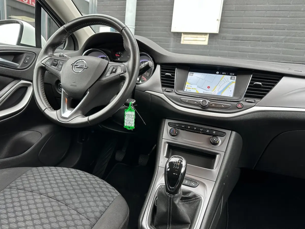 1.2 Business Edition/1STE EIG/NAVI/PDC/NL-AUTO NAP