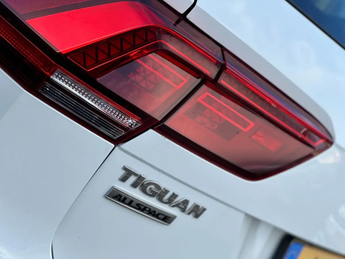 1.5 TSI Highline Business R/1STE EIG/PANO-DAK/CAMERA/DELERONDERHOUDEN