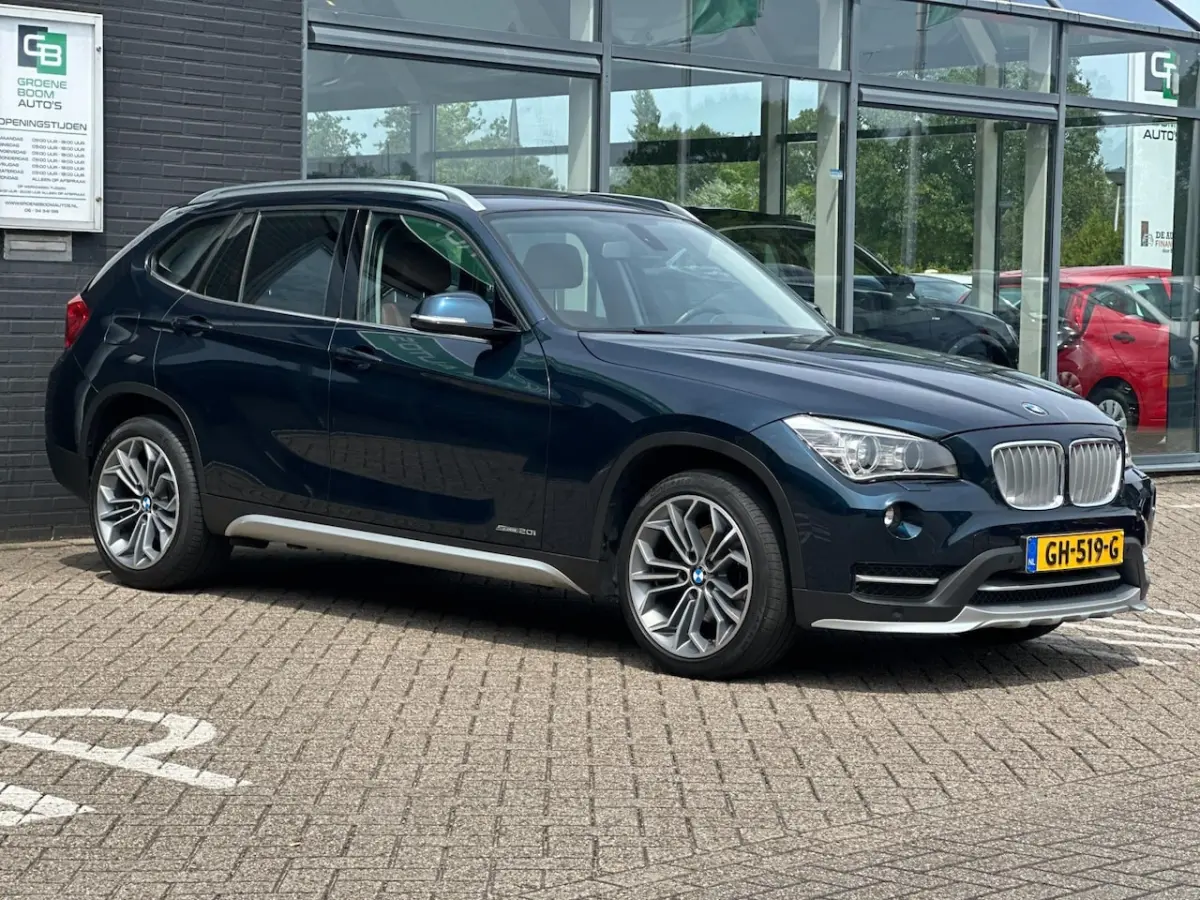 SDrive20i High Executive/NAVI/LEDER/XENON/NL-AUTO NAP/NETTE STAAT