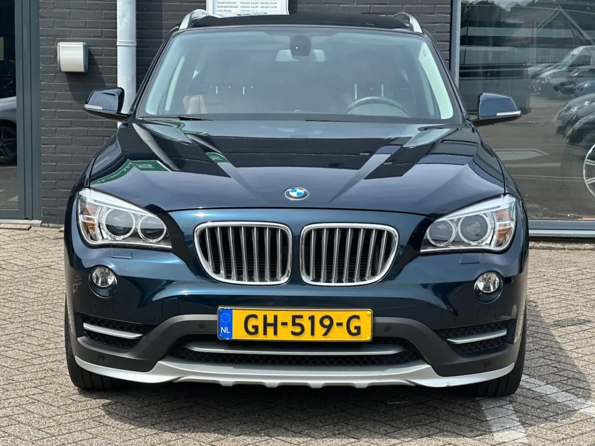 SDrive20i High Executive/NAVI/LEDER/XENON/NL-AUTO NAP/NETTE STAAT