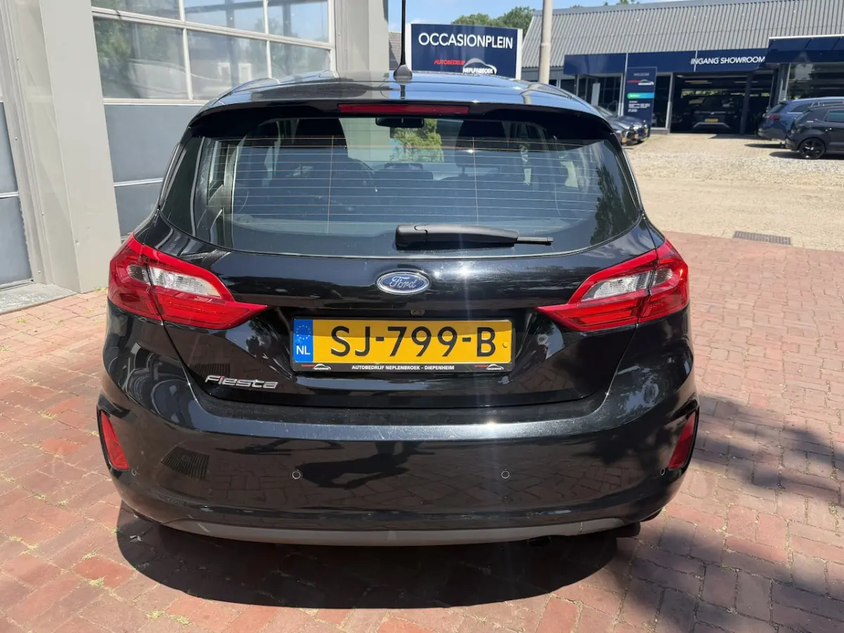 1.0 EcoBoost Titanium 4-2018 â¢ 74 kW / 101 PK â¢ Benzine â¢ Automaat â¢ Stoel & Stuurverwarmi