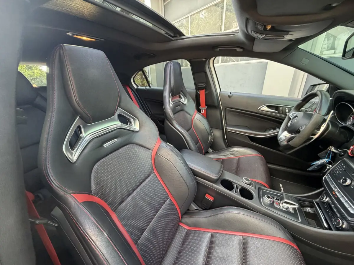 AMG 45 4MATIC 2016 Km 157.000 Nap 381PK Dealer onderhouden
