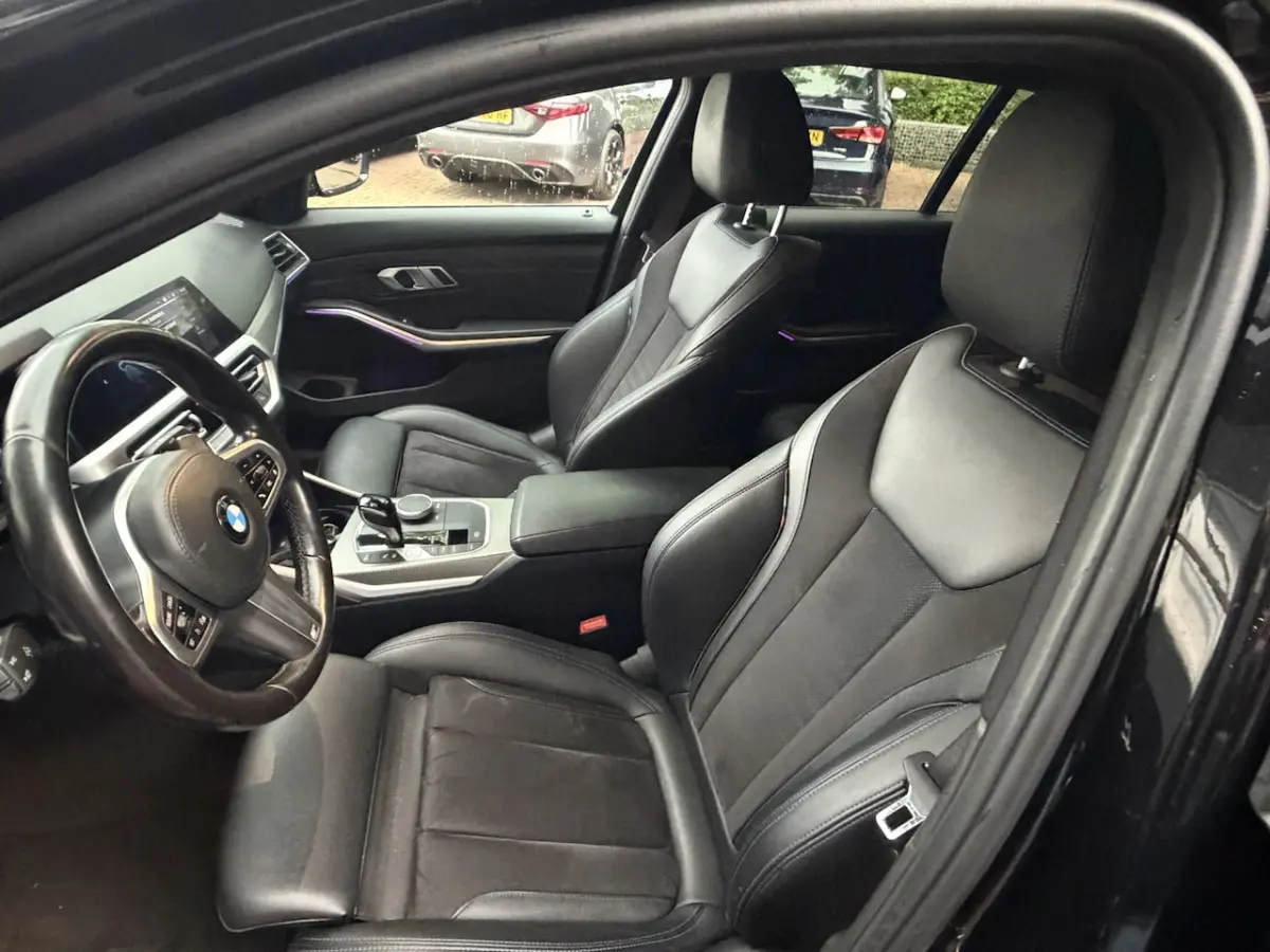 330e Business Edition Plus Bj 2022 292PK | M-pakket | Full led | Carplay | Trekhaak wegkla