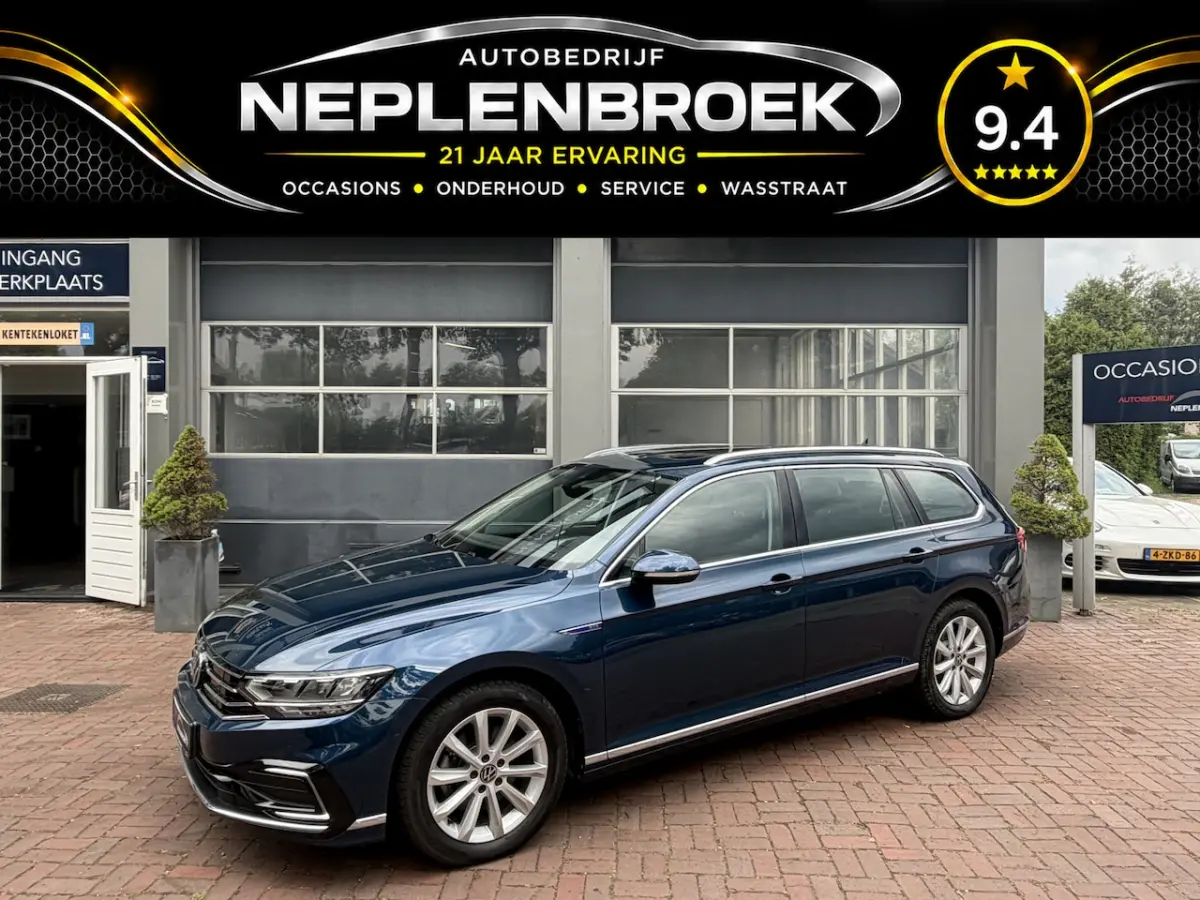 1.4 TSI PHEV GTE Business | 2021 | Panoramadak | Trekhaak | Head-up Display | Dealer Onder