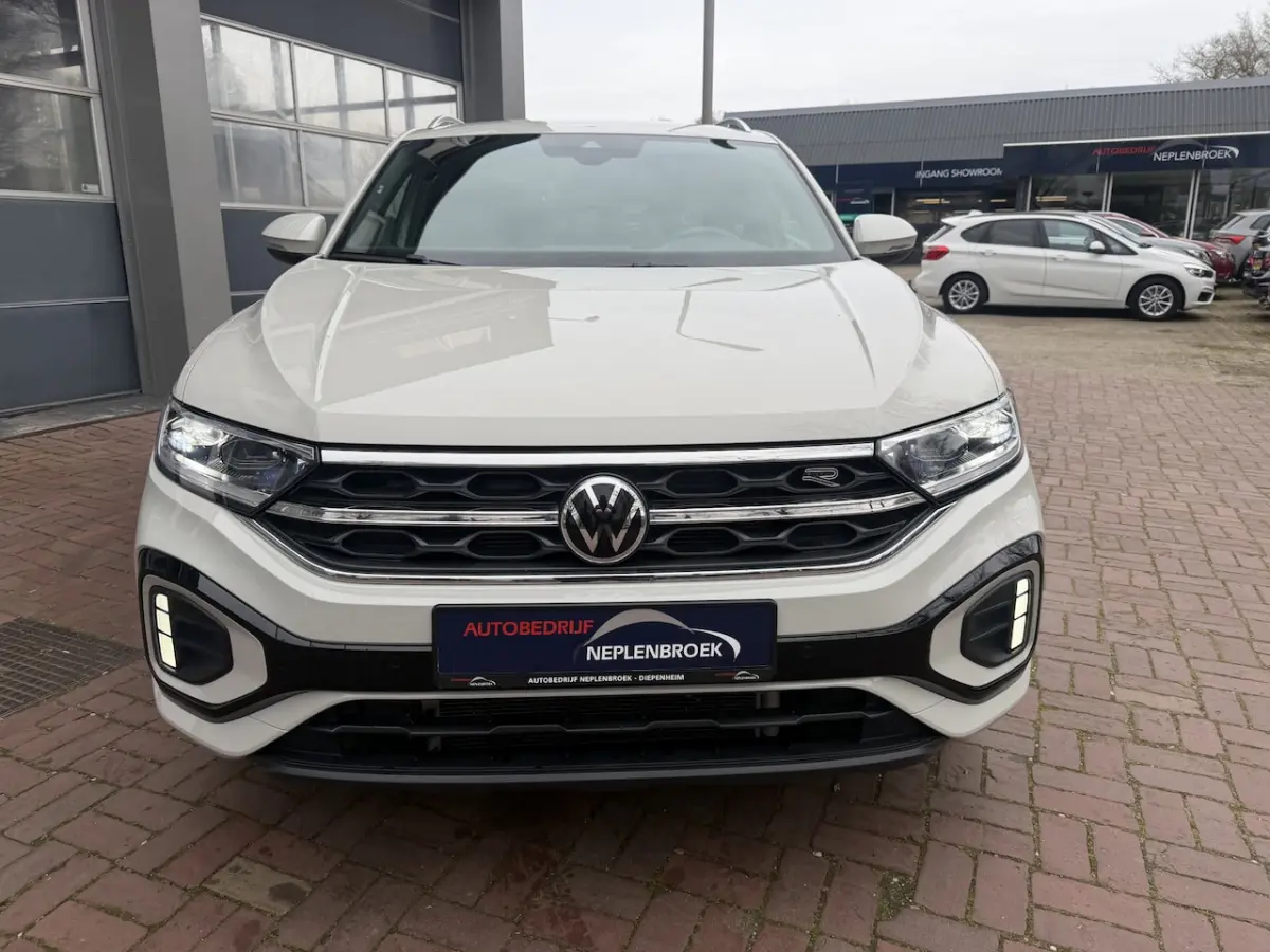 1.5 TSI R-Line Dealer onderhouden 2024 km 24.000 Nap 1e eigenaar