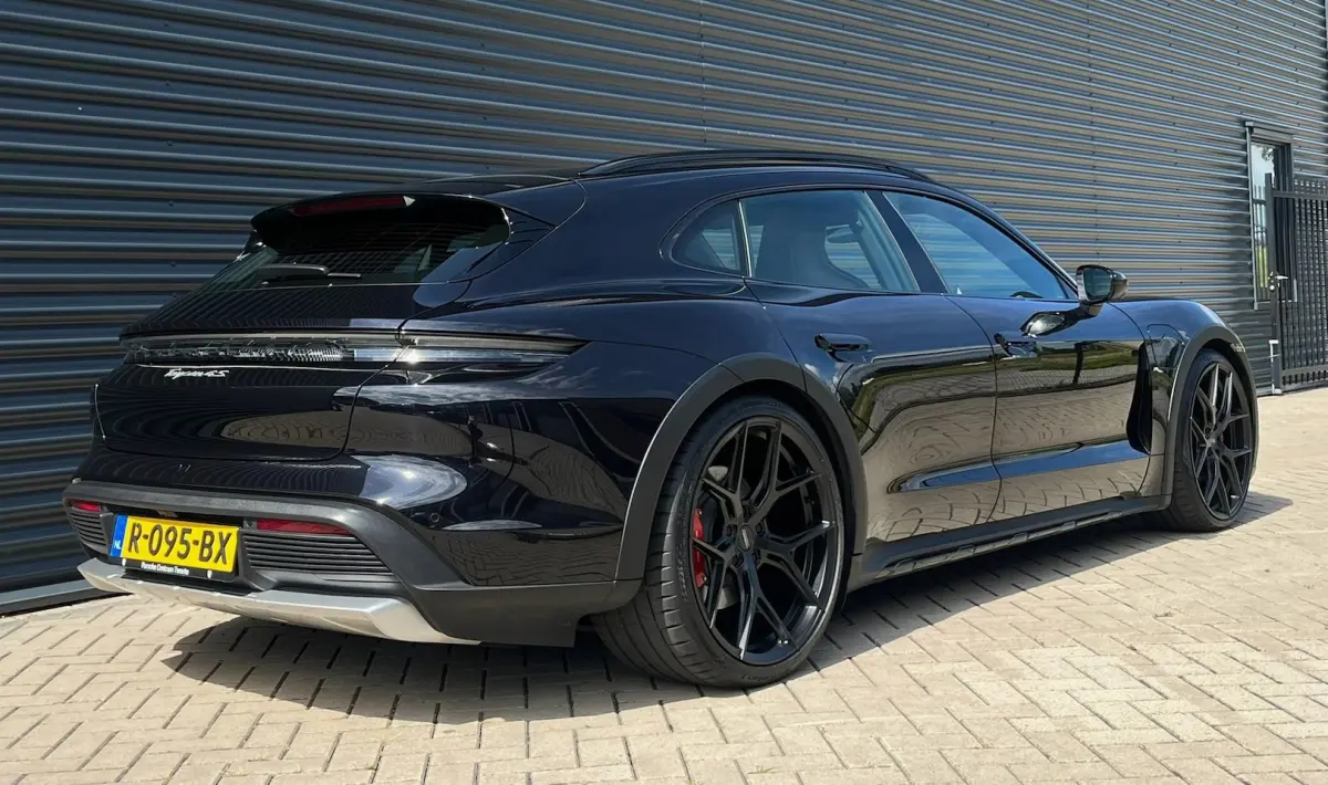 4S 93 kWh | NP 157K | 22"Vossen | 26.000KM |