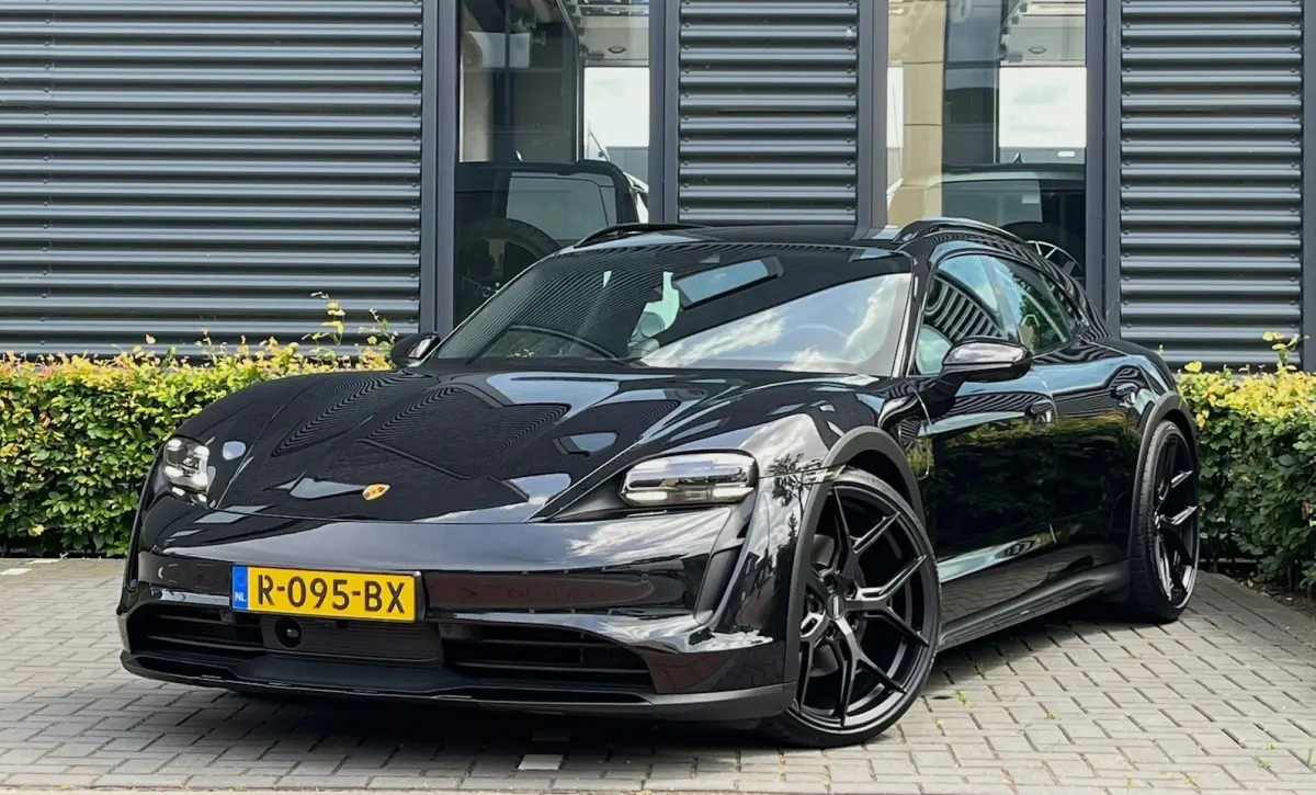 4S 93 kWh | NP 157K | 22"Vossen | 26.000KM |