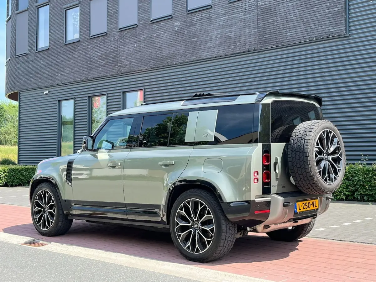 P400e X-Dynamic * Full Options