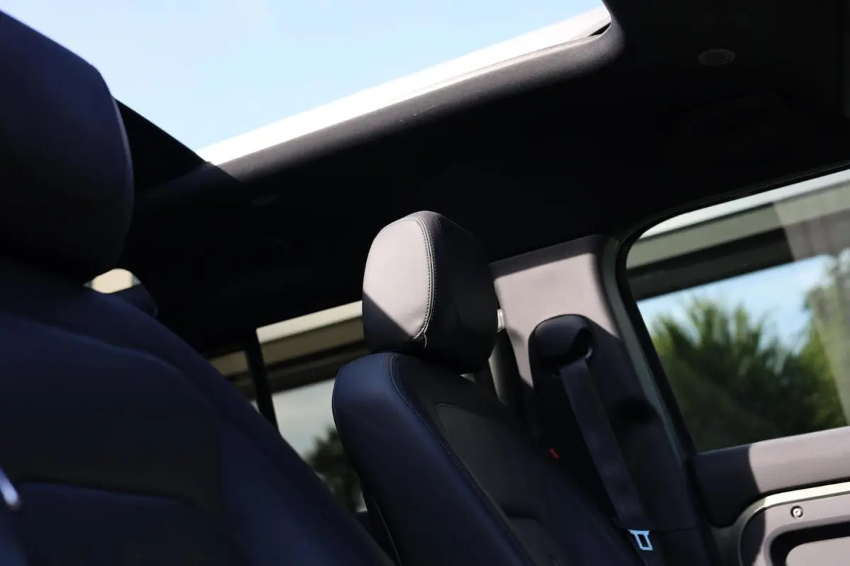 P400e X-Dynamic * Full Options