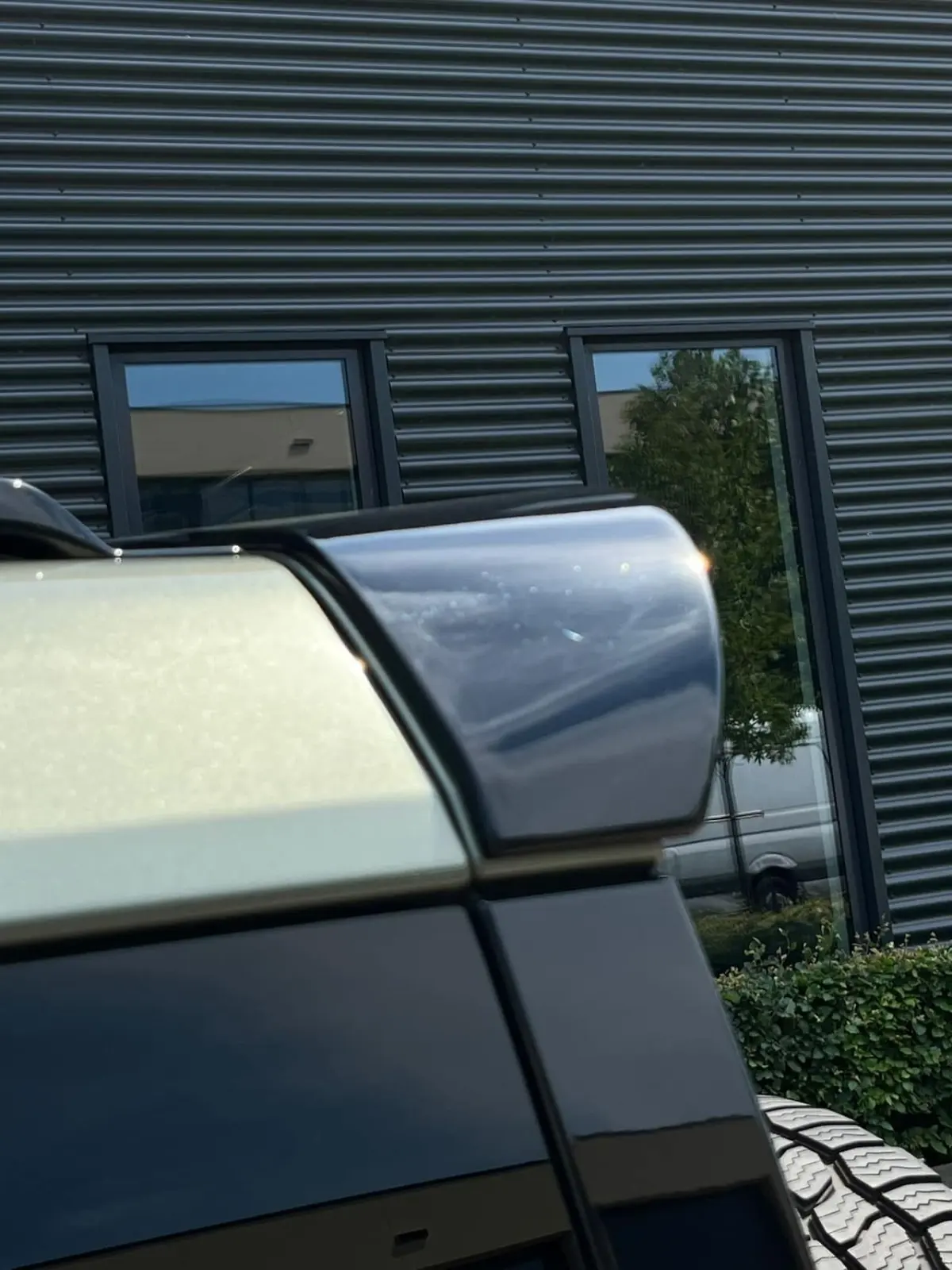 P400e X-Dynamic * Full Options