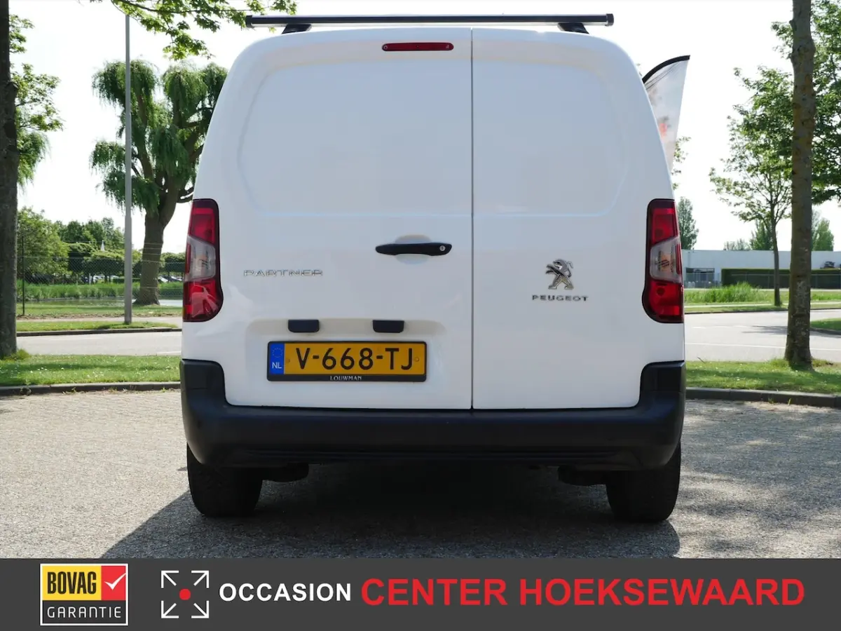 1.6 BlueHDi 75pk 650kg Premium | Airco | Carplay | PDC |