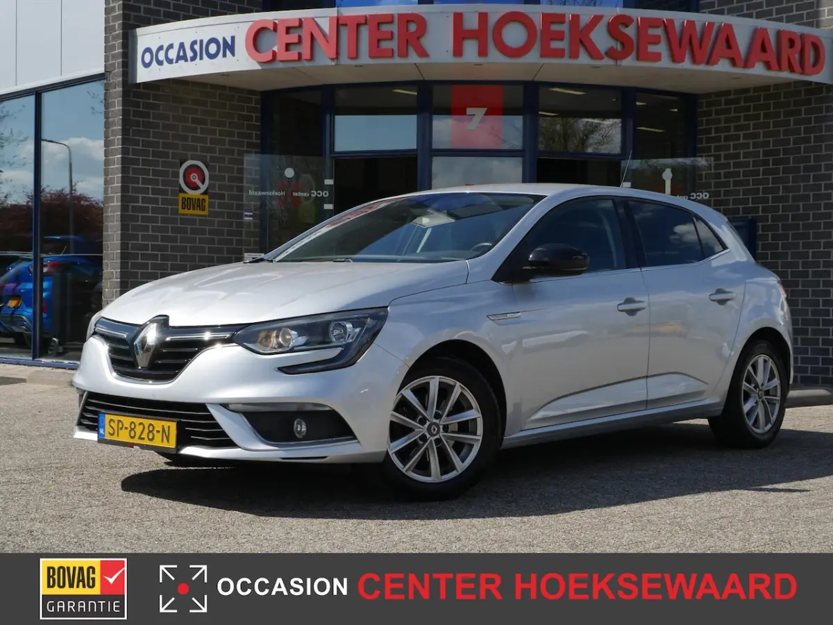 1.2 Energy TCe 100pk Limited | Carplay | Privacy | Cruise | LM velgen 16" |