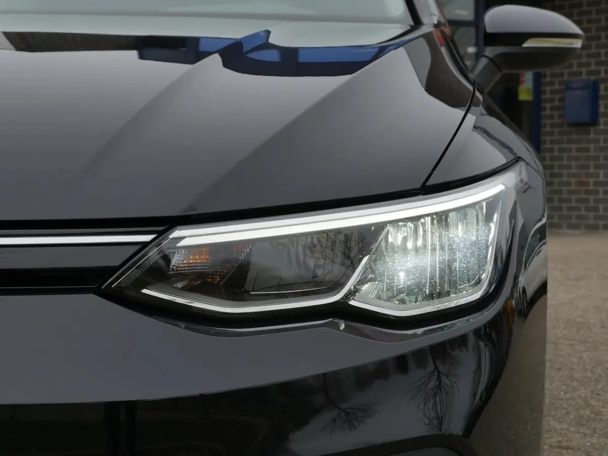 1.0 TSI 110pk Life | Camera | Carplay | Deep Black |
