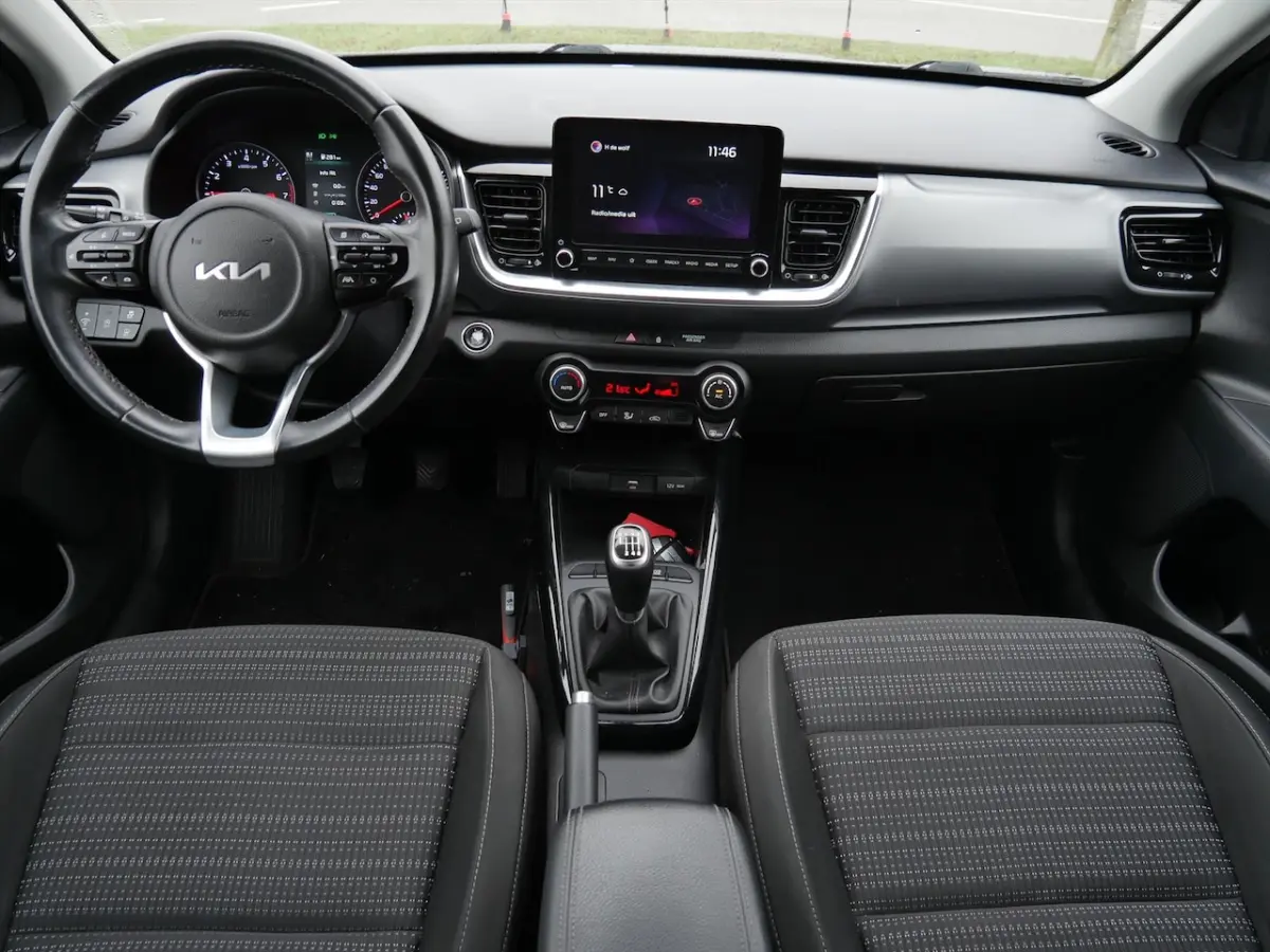 1.0 T-GDi 100pk DynamicPlusLine | Carplay | Privacy | DAB+ | LM velgen 16" |