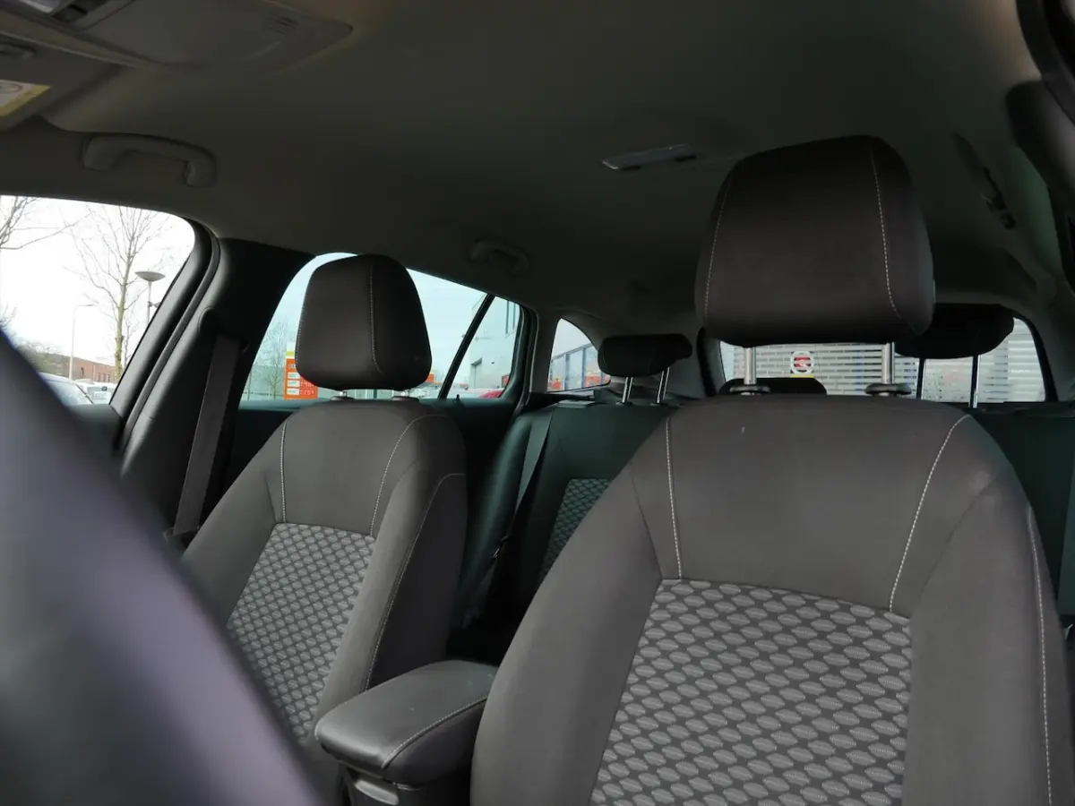 ST 1.0 Turbo 105pk Online Edition Plus | Carpay | Navigatie | Climate Control |