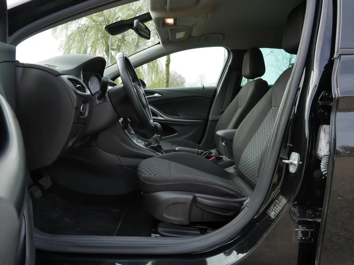 ST 1.0 Turbo 105pk Online Edition Plus | Carpay | Navigatie | Climate Control |